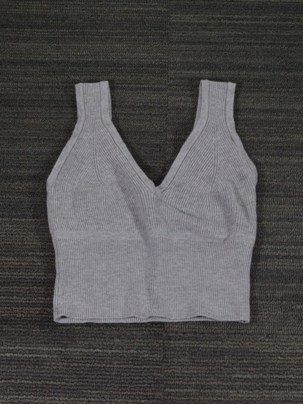 Sweater Ribbed V-Neck Knit Crop Top in Light Gray